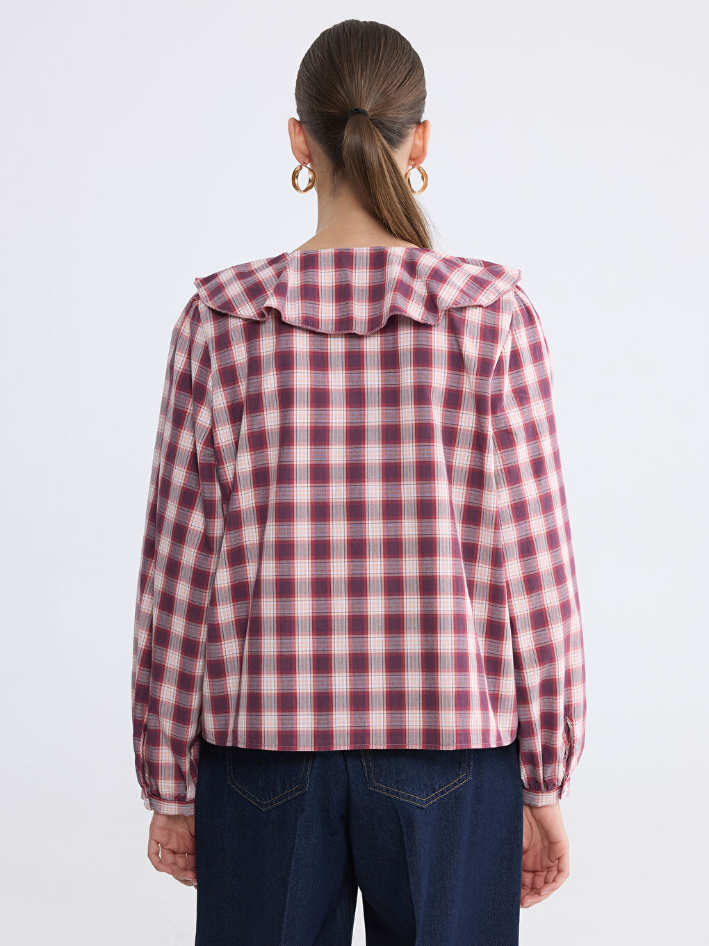 بلوزة نسائية بعنق V بكشاكش من قماش كارو-3