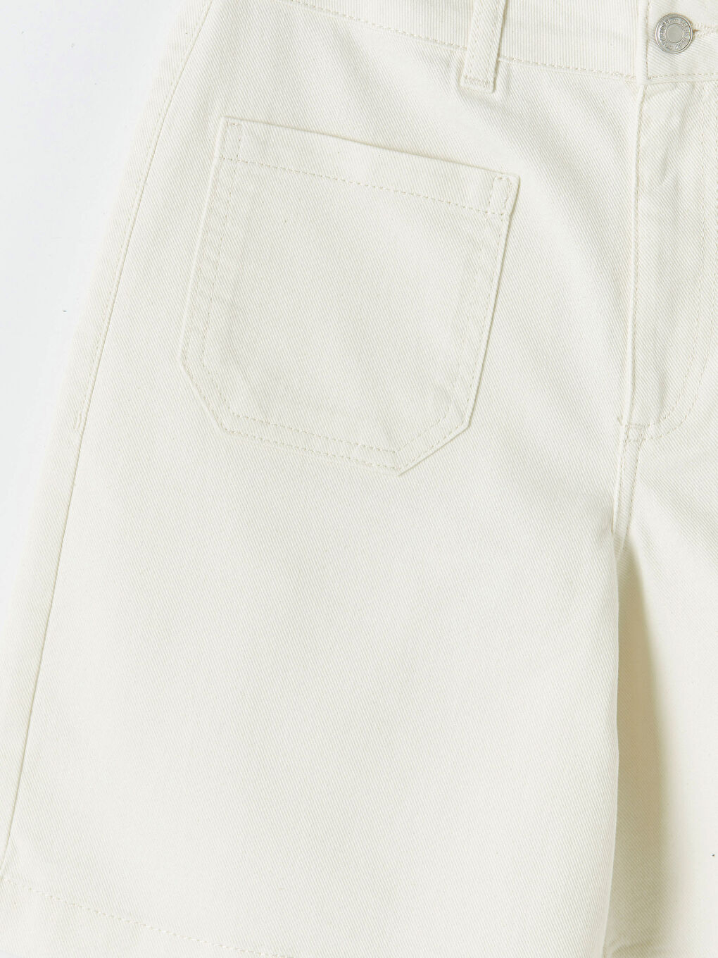 Beyaz Yüksek Bel Kadın Jean Şortolon-2