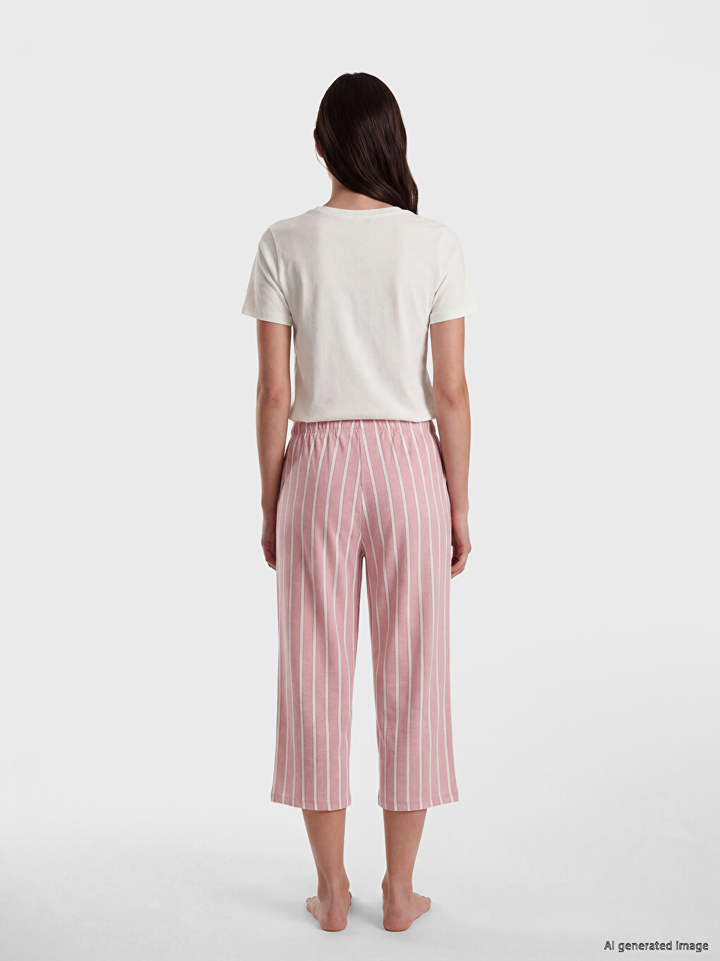 Pembe Çizgili Kadın Kaprili Pijama Takımı-3