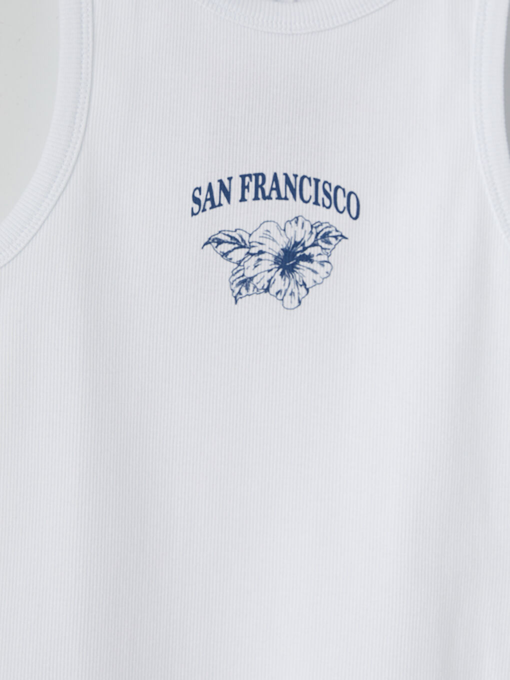Beyaz San Francisco Baskılı Kadın Crop-6