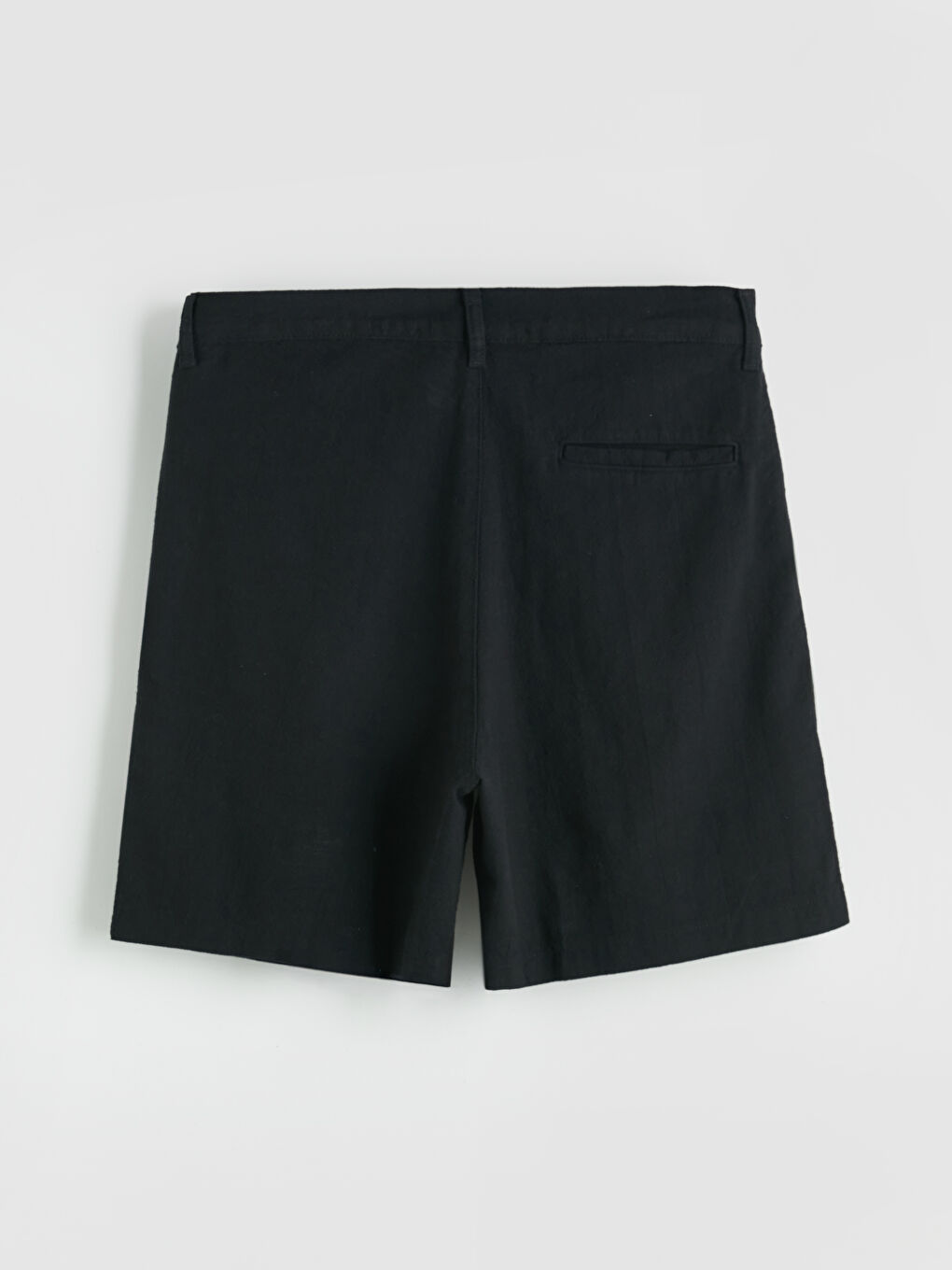 Siyah Standart Kalıp Erkek Şort-1