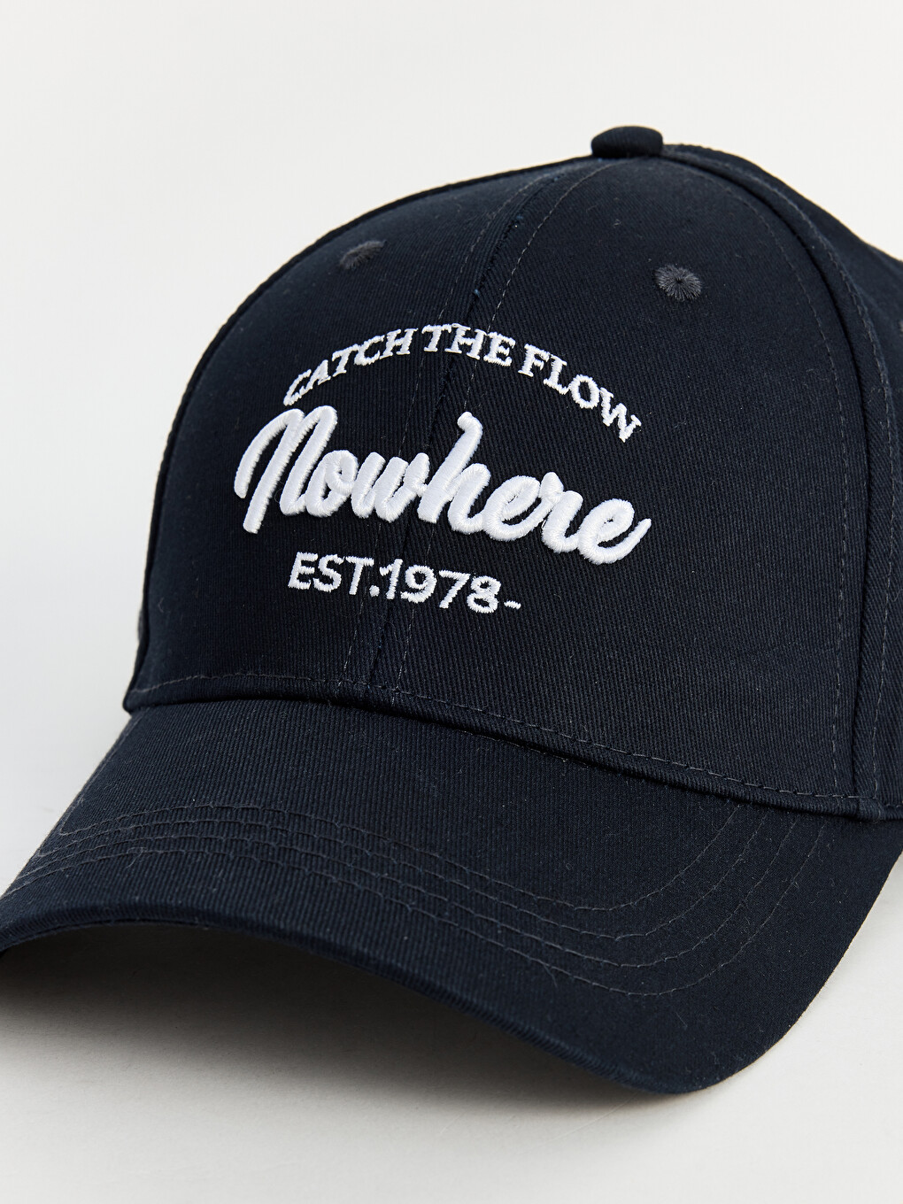 Embroidered Men's Baseball Cap-1