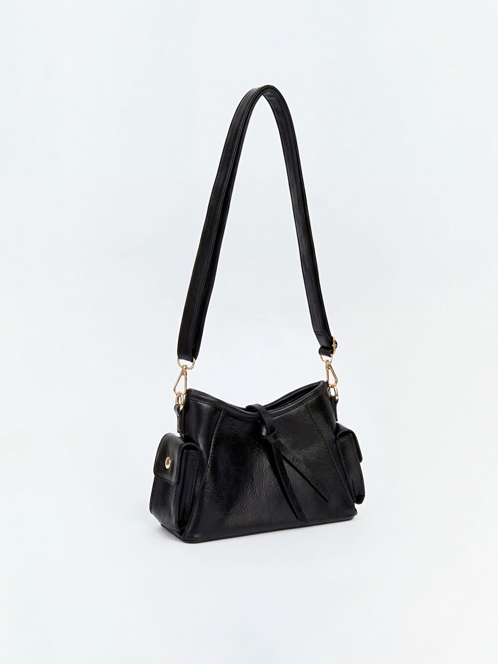 Siyah Deri Görünümlü Kadın Omuz Çantası-1