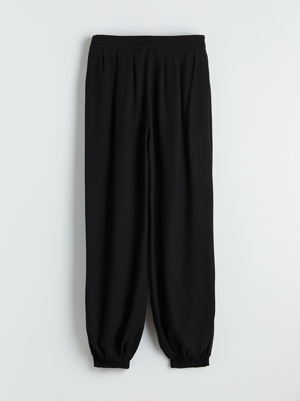 Siyah Beli Lastikli Havuç Kesim Kadın Pantolon-3