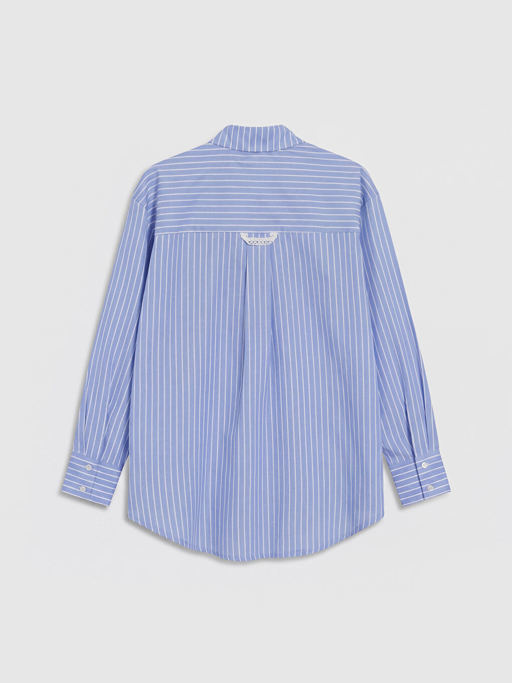 Mavi Çizgili Dantel Detaylı Kadın Gömlek-4