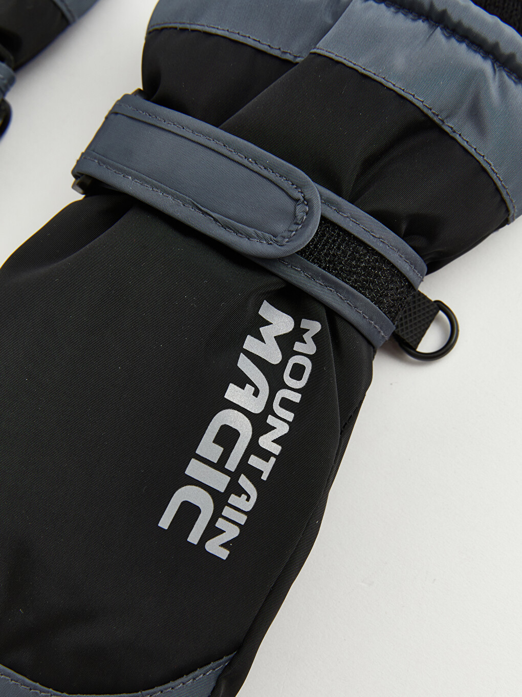 Lock Detailed Boys' Snow Glove-2