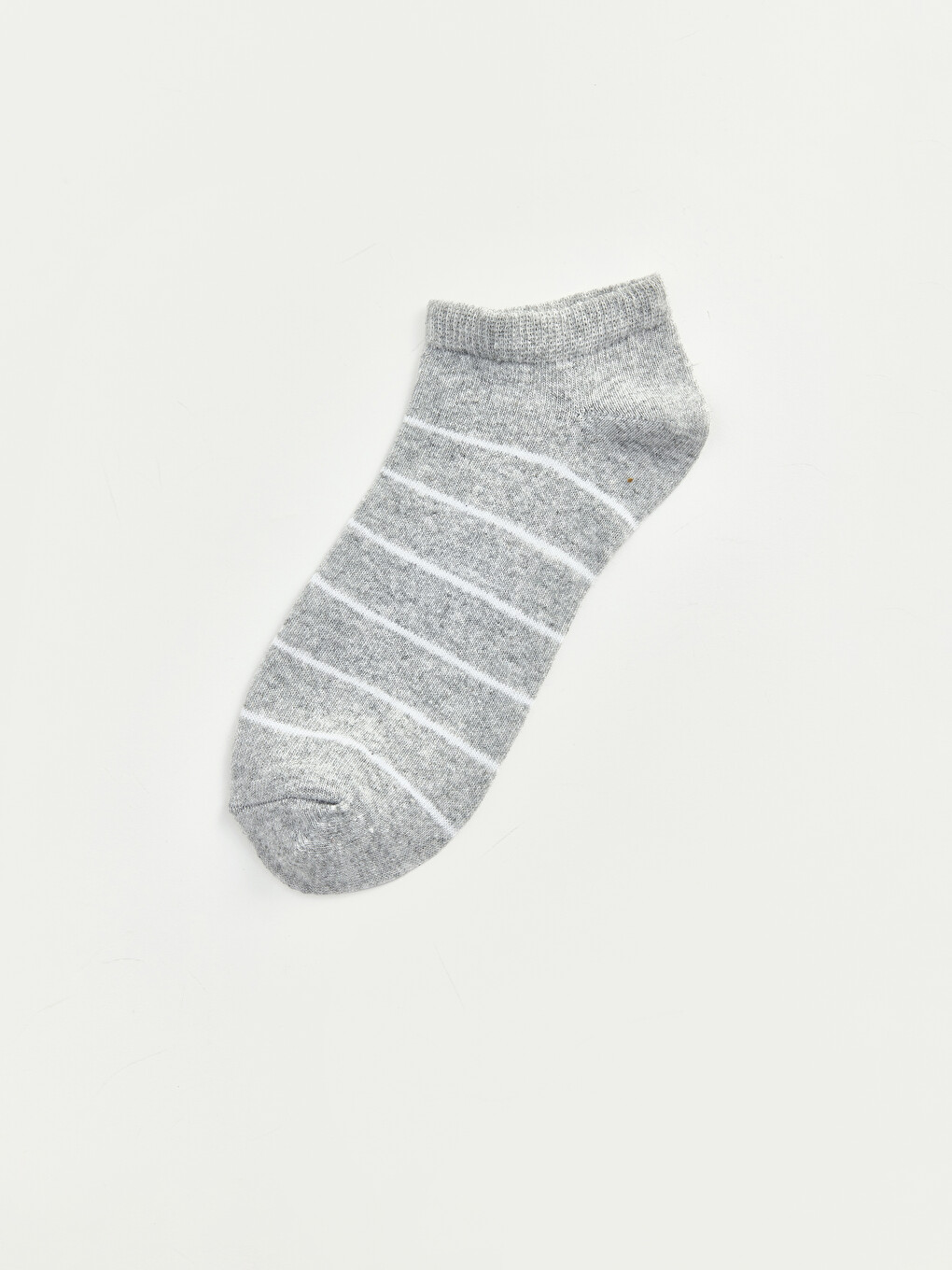 Woman White Trainer Socks-3