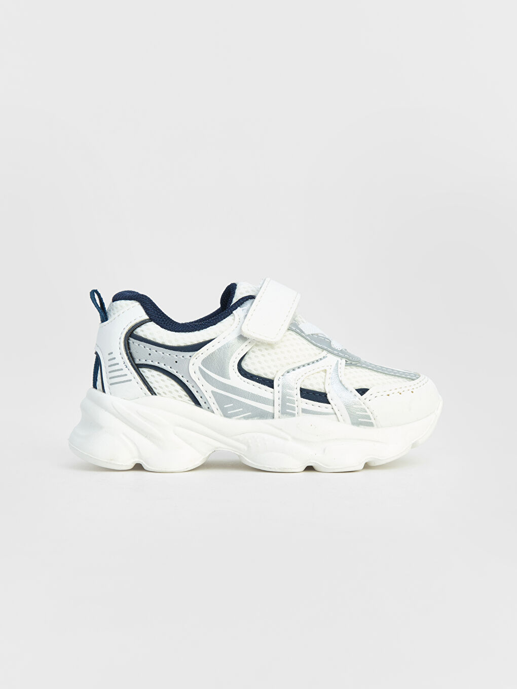 Beyaz Kalın Tabanlı Erkek Çocuk Spor Ayakkabı-2