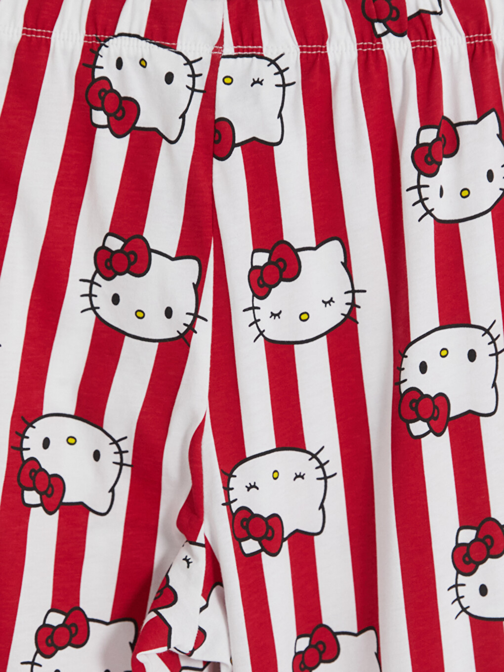 Kırmızı Hello Kitty Baskılı Kadın Pijama Takımı-5