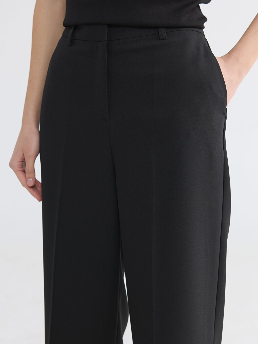 Siyah Regular Fit Kadın Pantolon-2