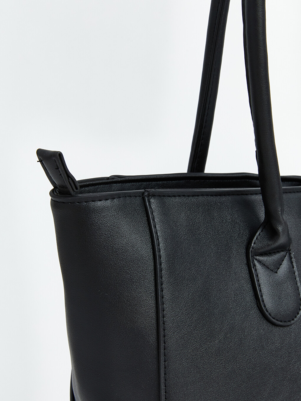 Woman Black Shoulder Bag-2