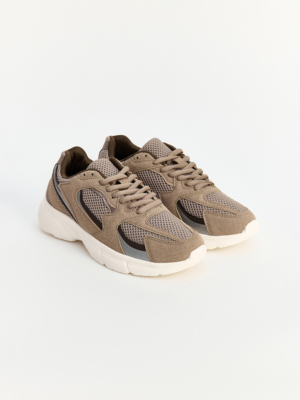 Kahverengi File Detaylı Kalın Tabanlı Kadın Sneaker