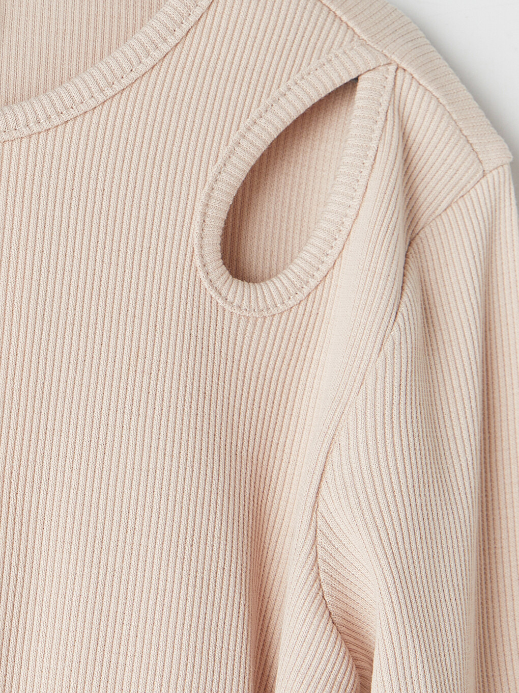 Crew Neck Window Detailed Girls' T-shirt-2