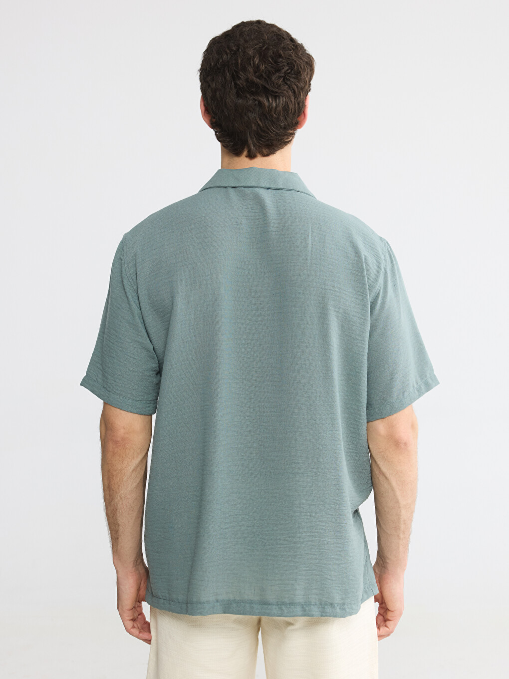 Yeşil Regular Fit Keten Görünümlü Erkek Gömlek-3