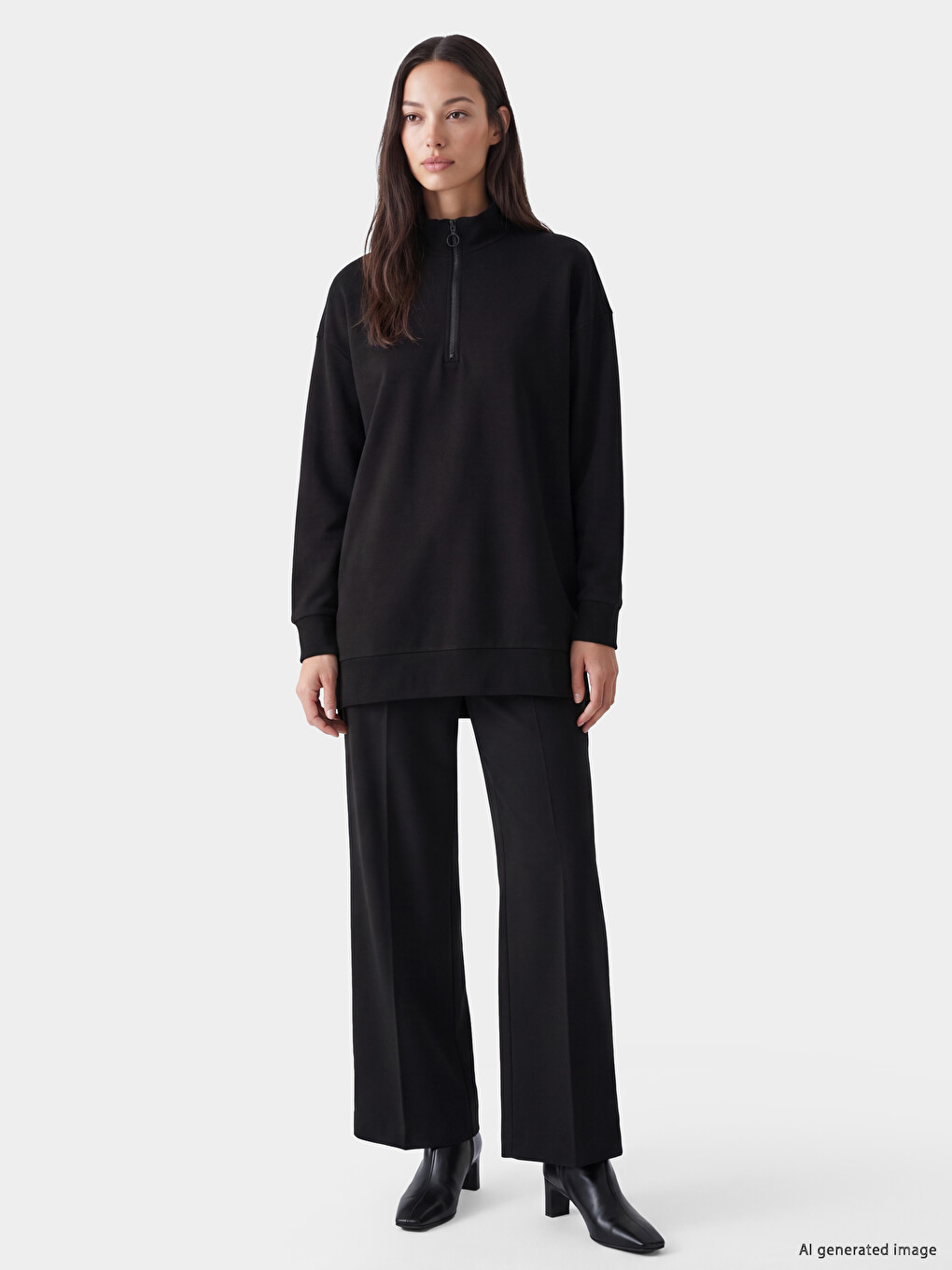 Siyah Dik Yaka Kadın Sweatshirt Tunik-1