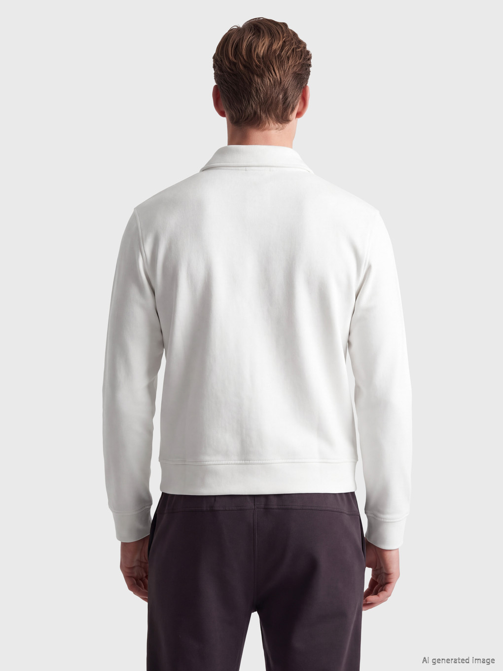 Beyaz Gömlek Yaka Nakışlı Erkek Sweatshirt-3