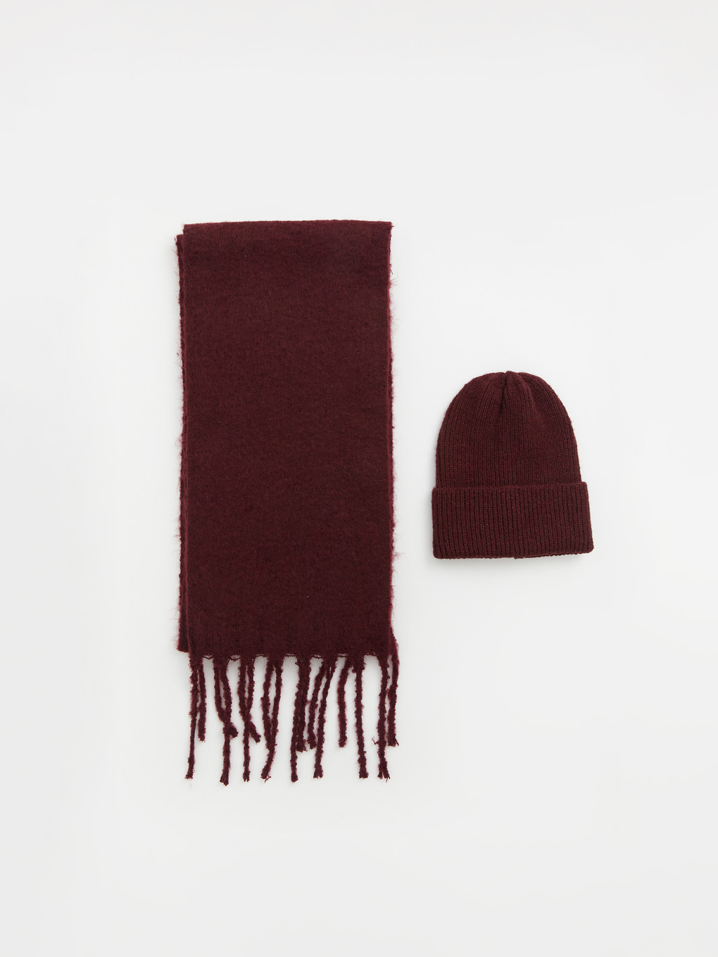 Women's Knitwear Scarf And Beanie Set