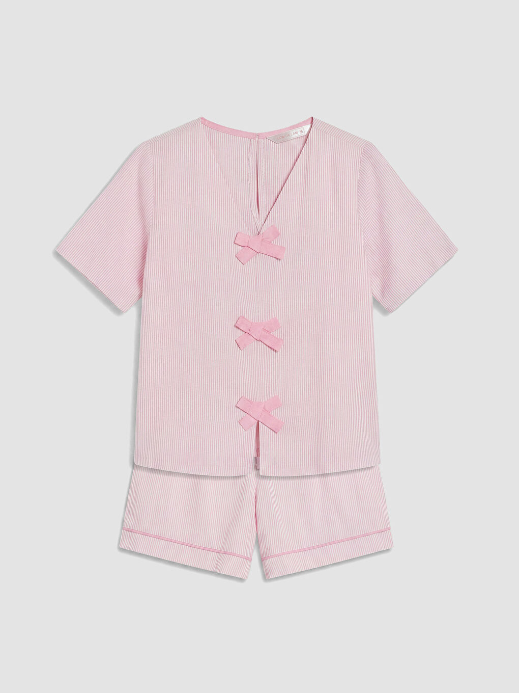 Pembe V Yaka Çizgili Kadın Şortlu Pijama Takımı