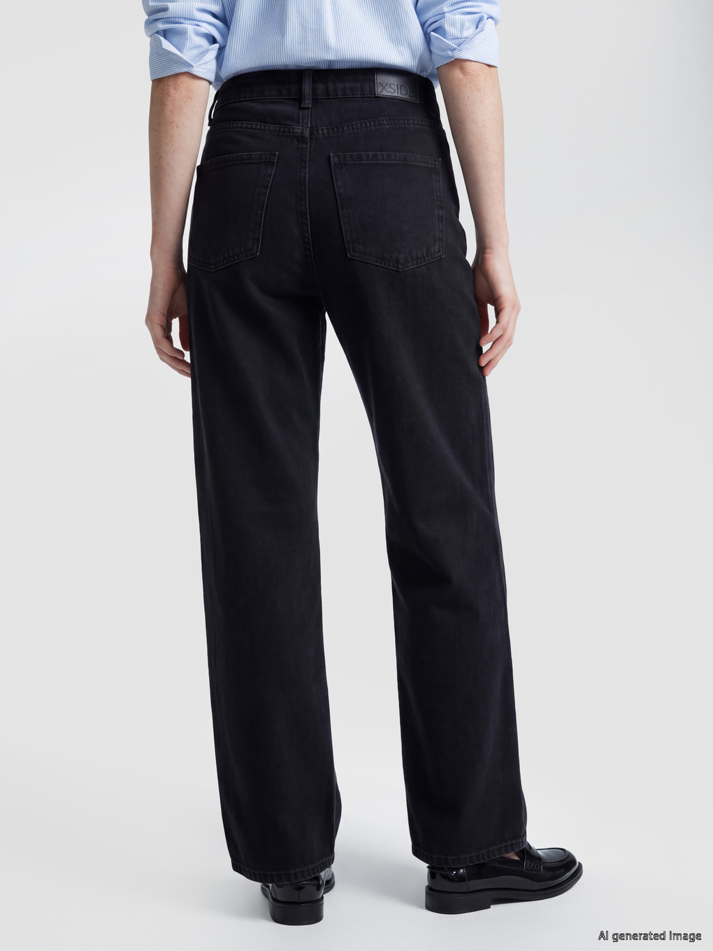 Rhinestone Embellished Wideleg Jean-3