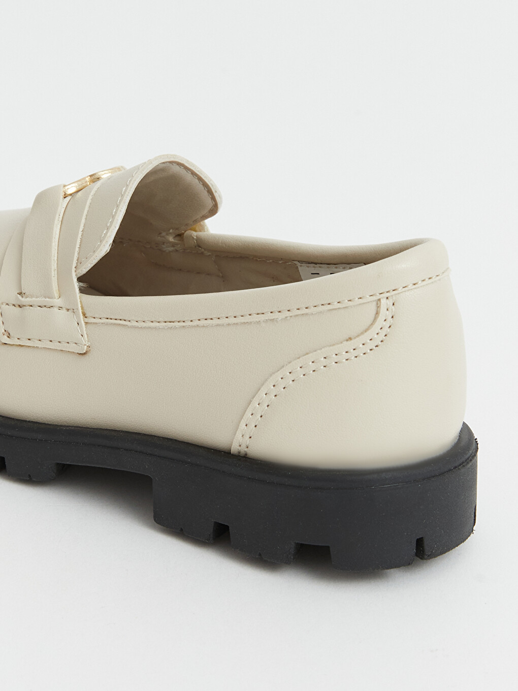 Bej Kalp Detaylı Kız Çocuk Loafer-2