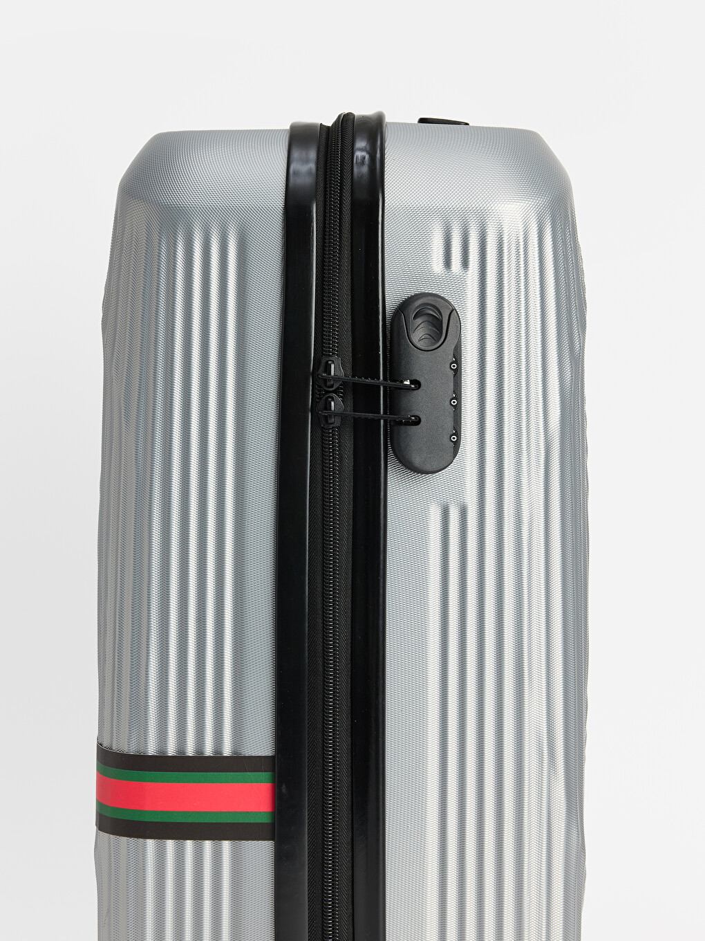 Valise De Petite Taille Avec Serrure Détaillée-3