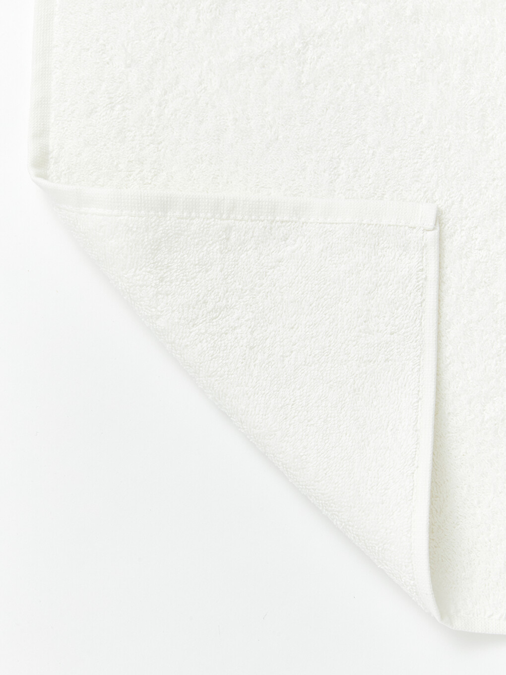 Ekru Çiçek Nakışlı Pamuklu Yüz Havlusu 50x80 Cm-3