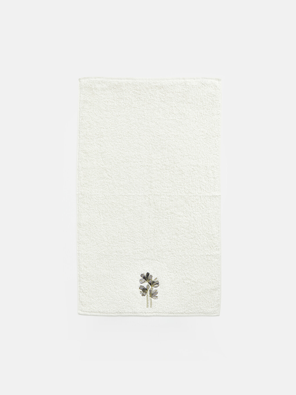 Ekru Çiçek Nakışlı Pamuklu Yüz Havlusu 50x80 Cm-1