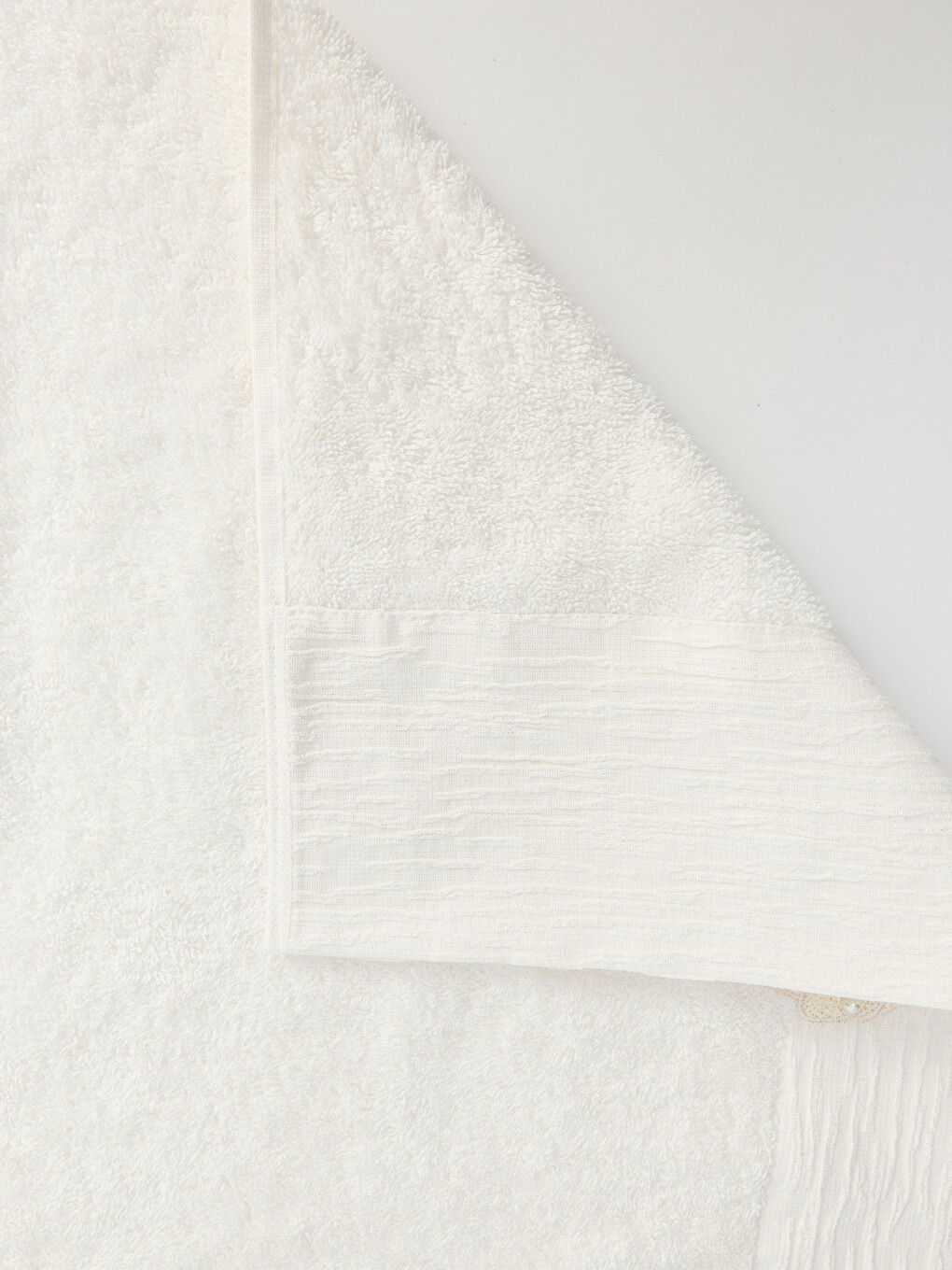 Ekru Fiyonk Nakışlı Pamuklu Bordürlü Yüz Havlusu 50x80 Cm-3
