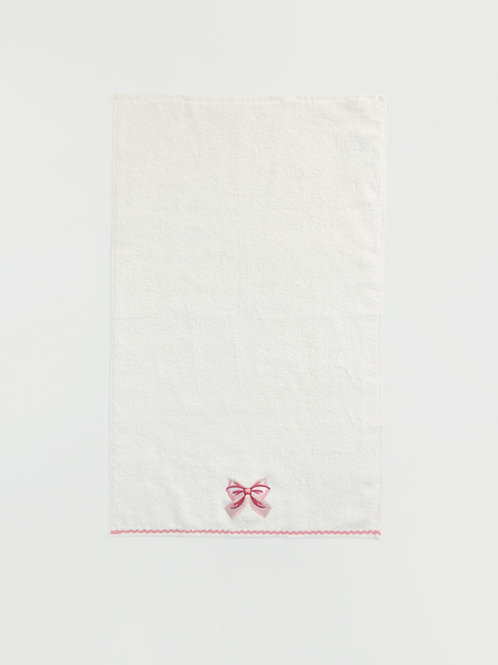 Ekru Fiyonk Nakışlı Pamuklu Yüz Havlusu 50x80 Cm-1