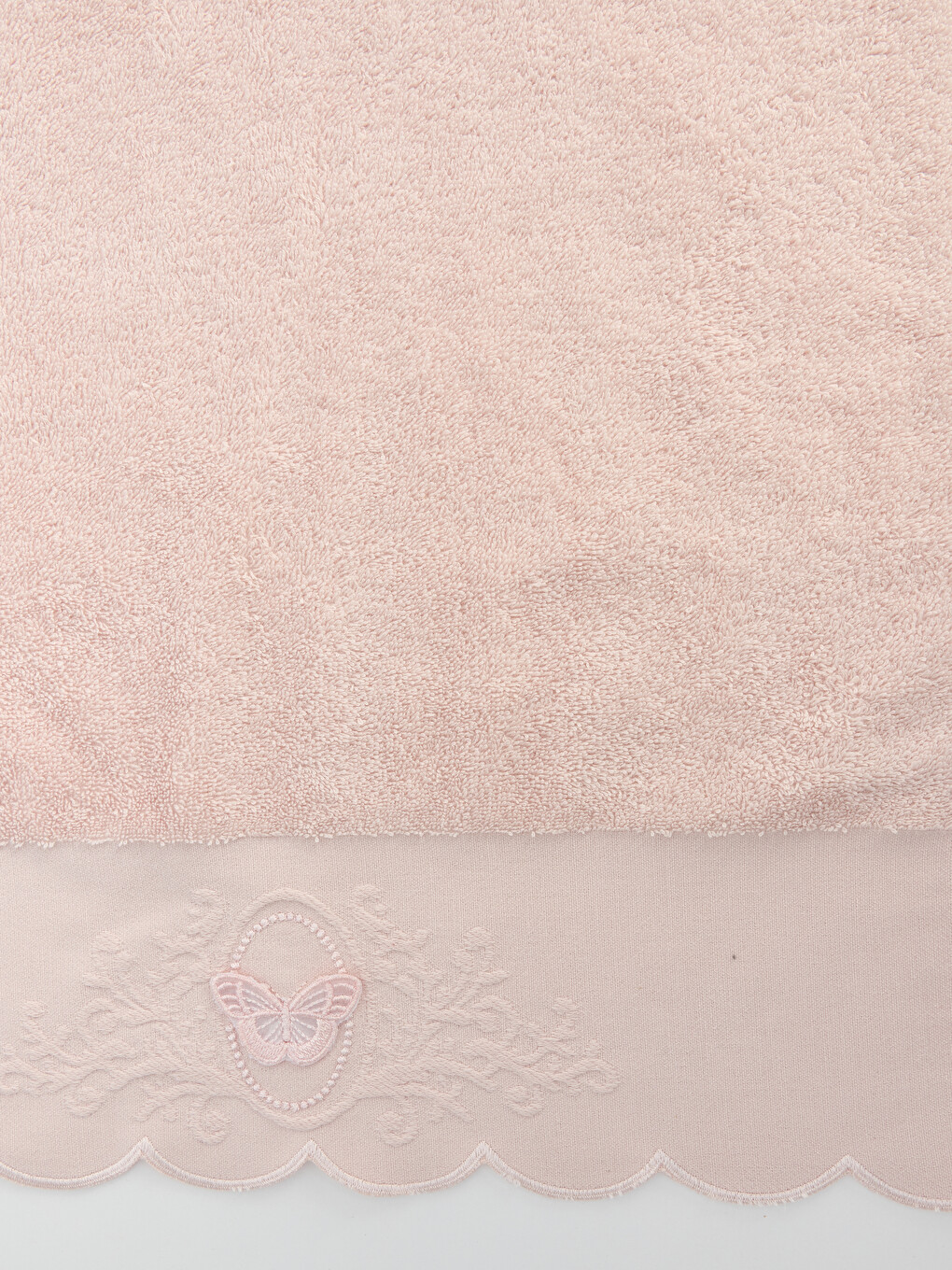 Pembe Kelebek Nakışlı Pamuklu Yüz Havlusu 50x80 Cm-2