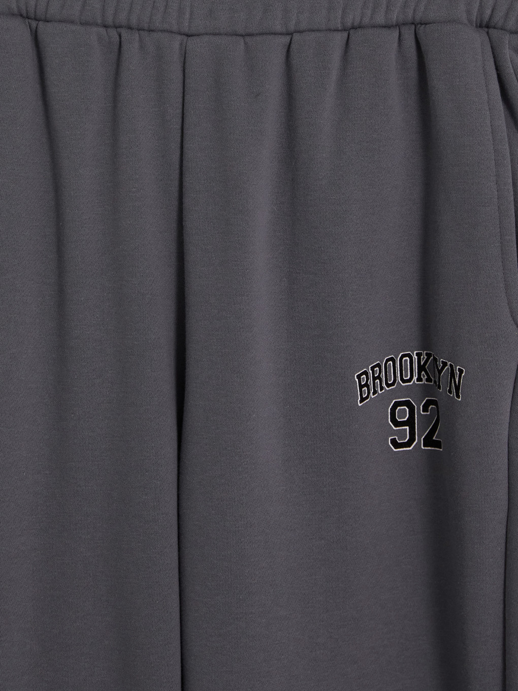 Embroidered Women's Thick Jogger Sweatpants-5