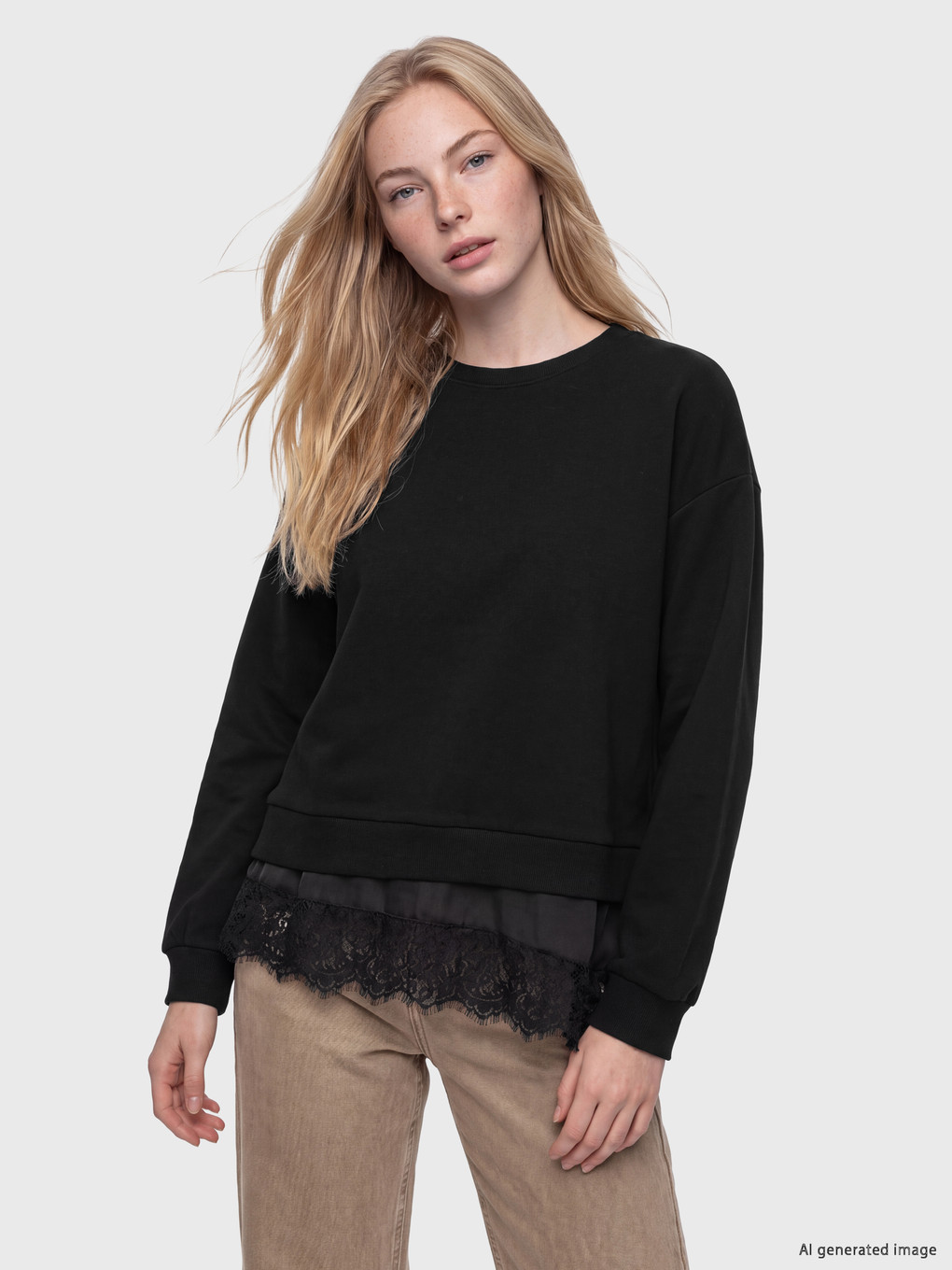 Lace Detailed Women's Thick Sweatshirt