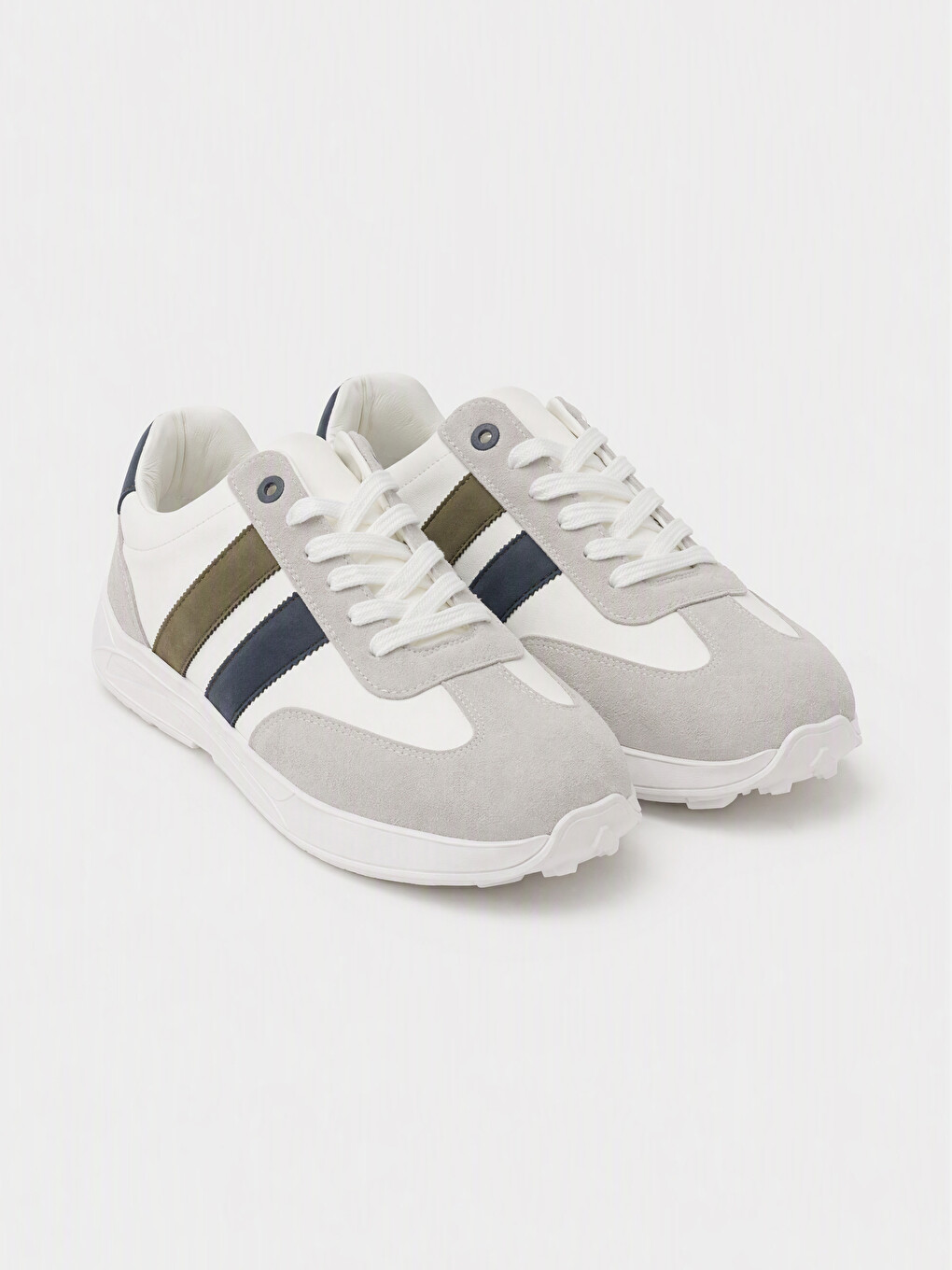 Color Blocked Men's Sneaker