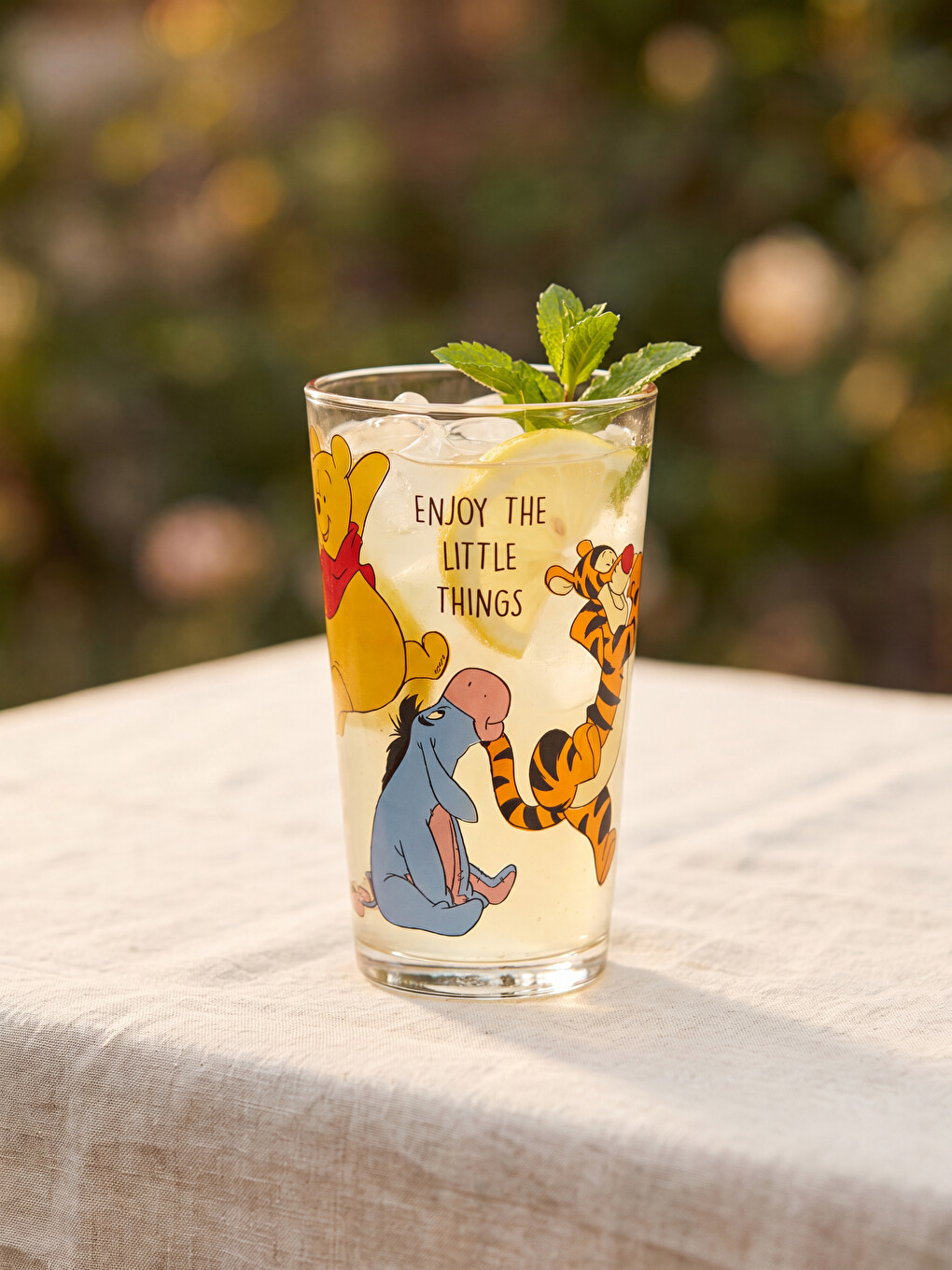 Karışık Winnie The Pooh Baskılı Cam Bardak 570 Ml