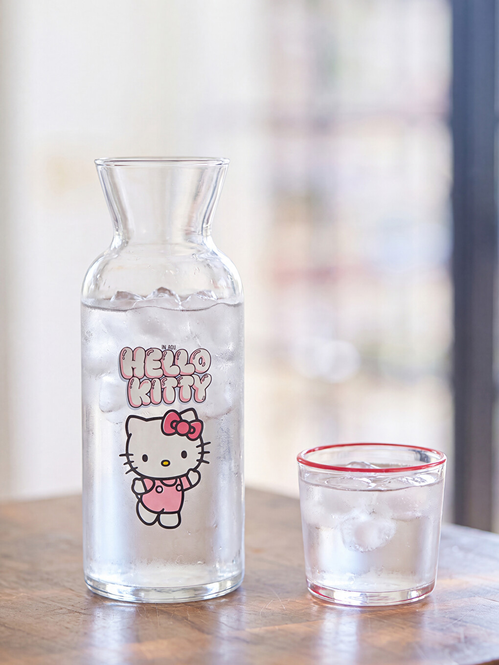 Pembe Hello Kitty Baskılı Cam Baş Ucu Sürahisi 700 Ml