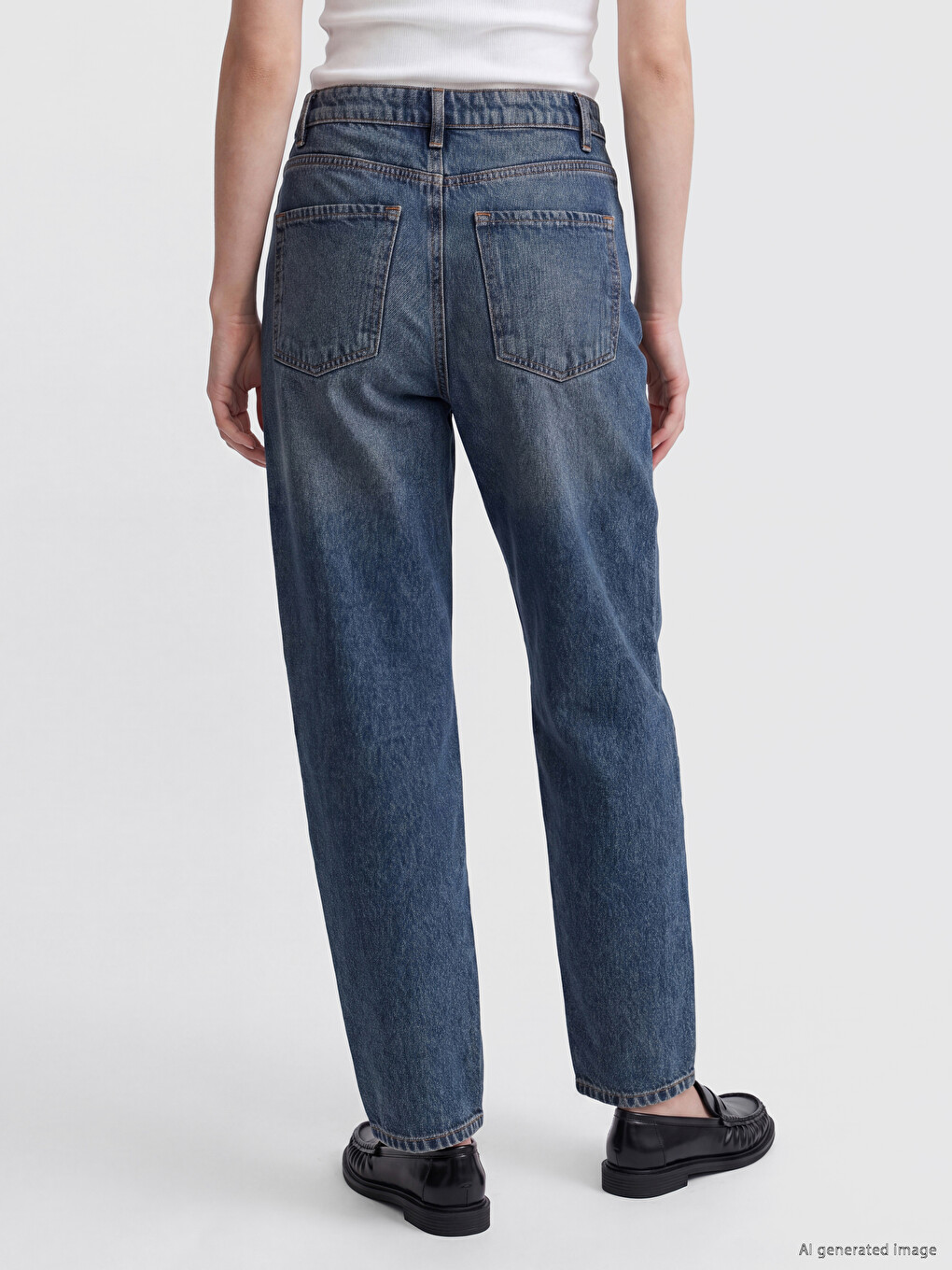 Barrel Fit Women's Jeans-2