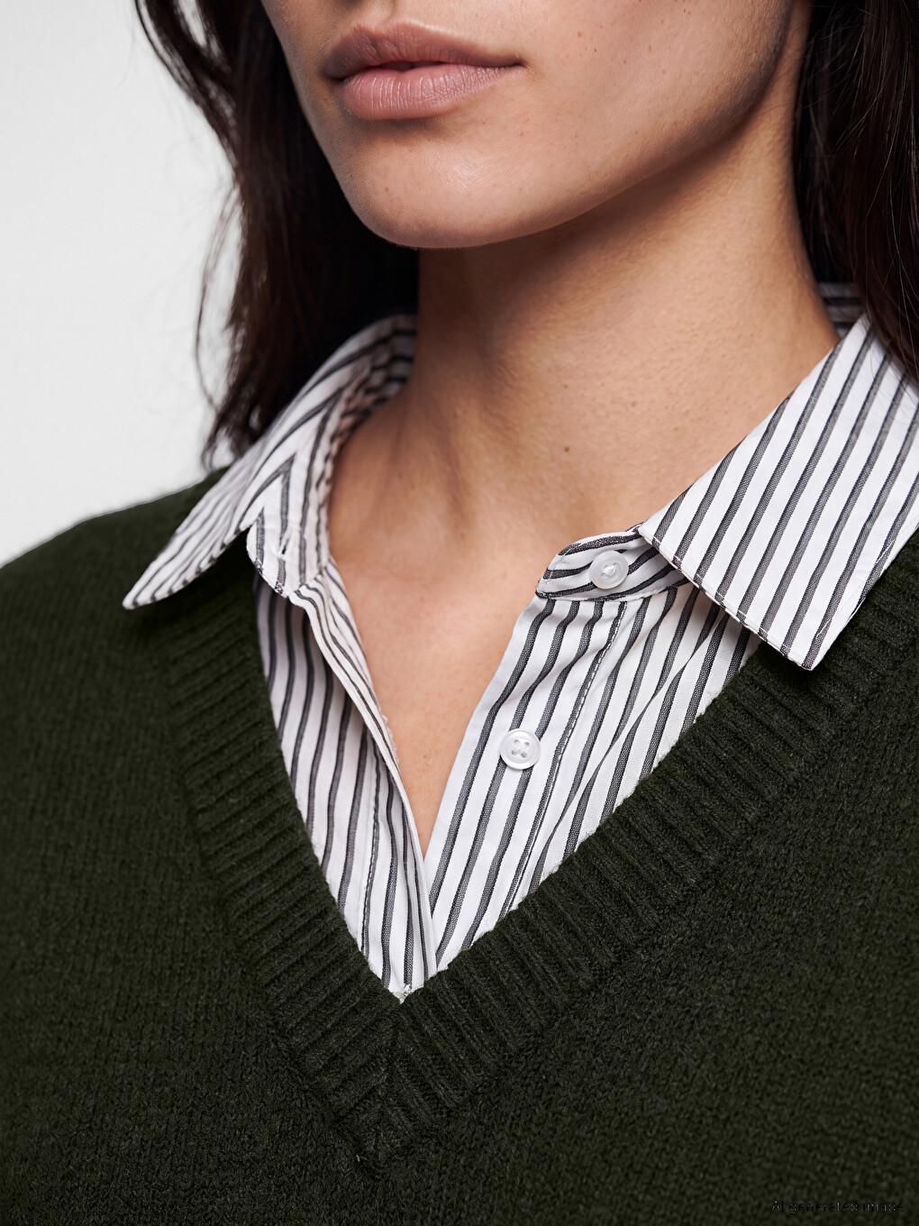 V Neck Shirt-look Women's Knitwear Sweater-2