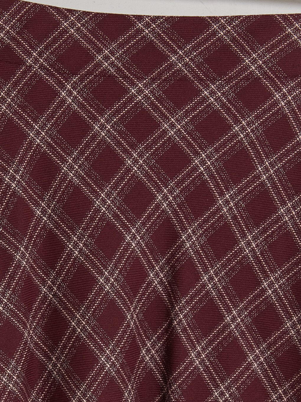 Bordo Beli Fermuarlı Baklava Desenli Kloş Etek-1