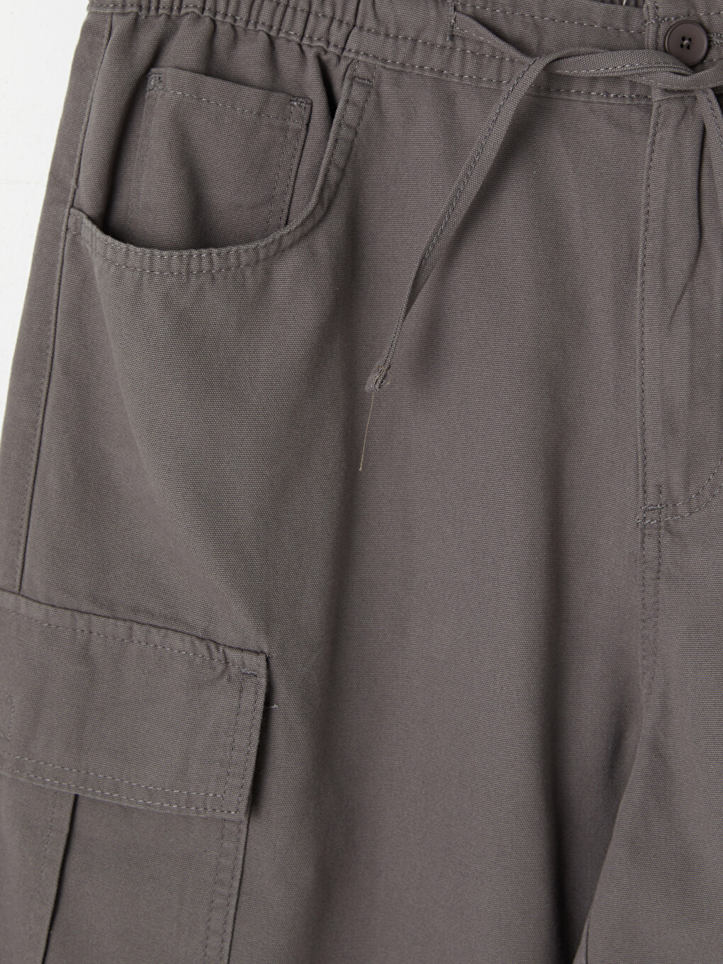 Elastic Waist Men's Cargo Shorts-2