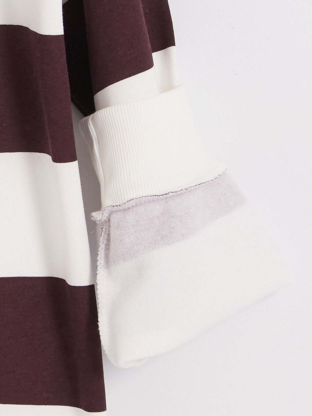 Man Plum Sweatshirt-3