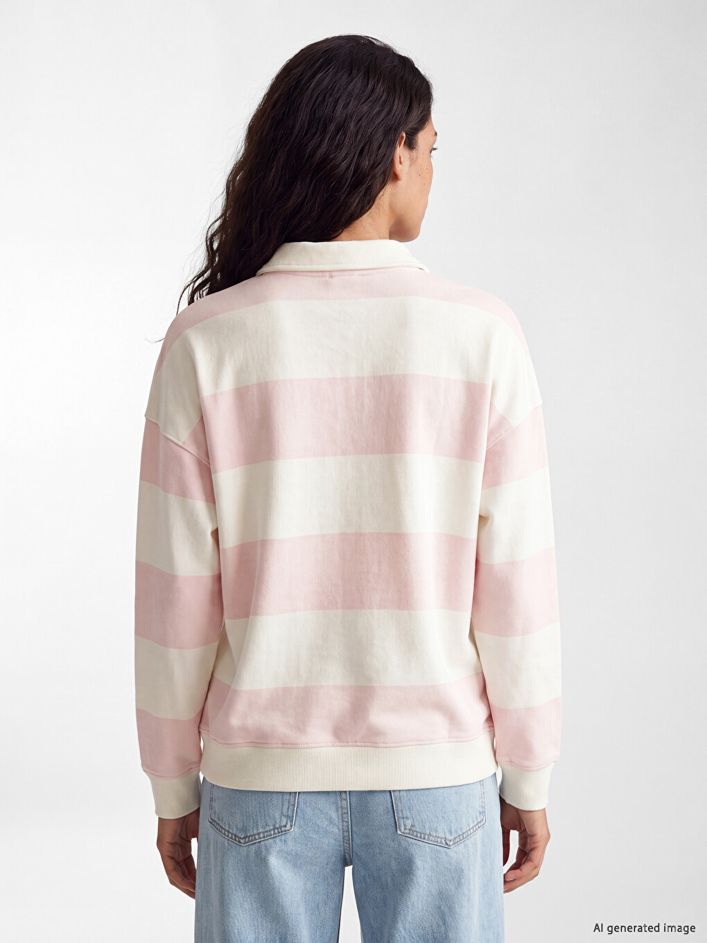 Pembe Polo Yaka Hello Kitty Nakışlı Kadın Sweatshirt-3