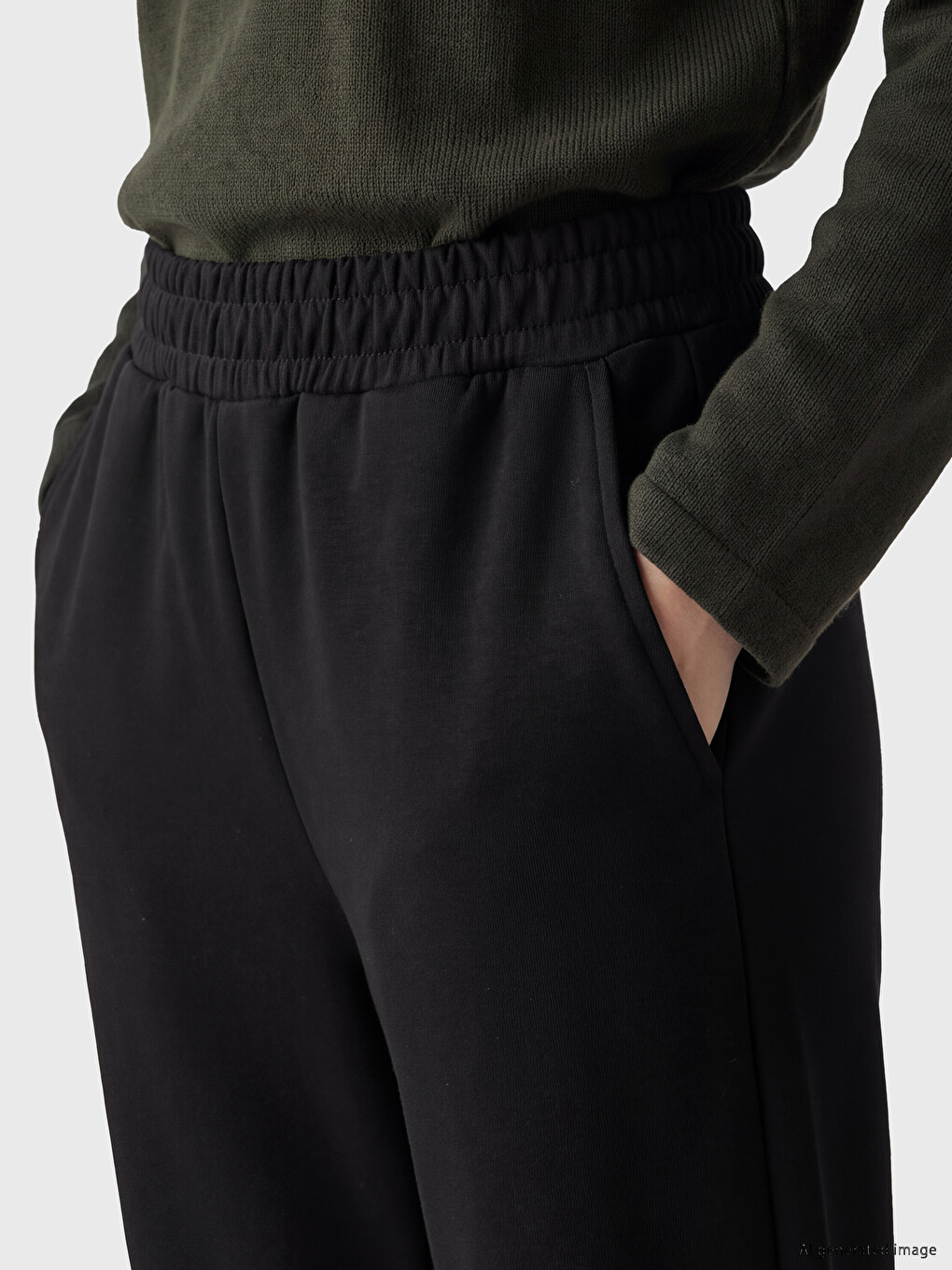 Siyah Soft Touch Kadın Jogger Eşofman Altı-2
