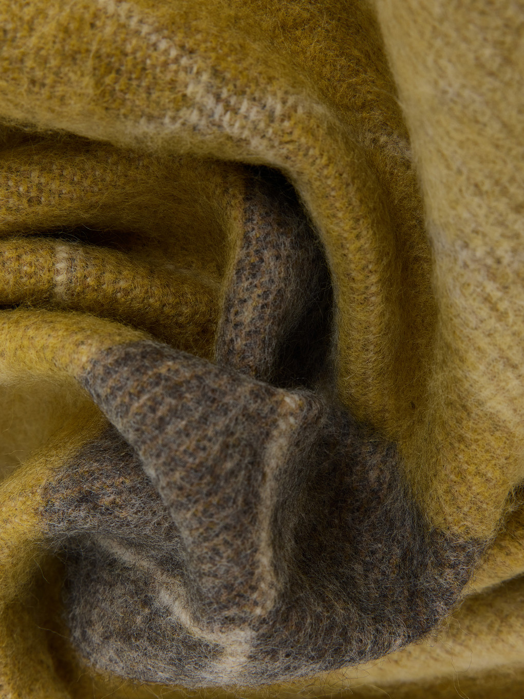 Woman Khaki Scarf-2