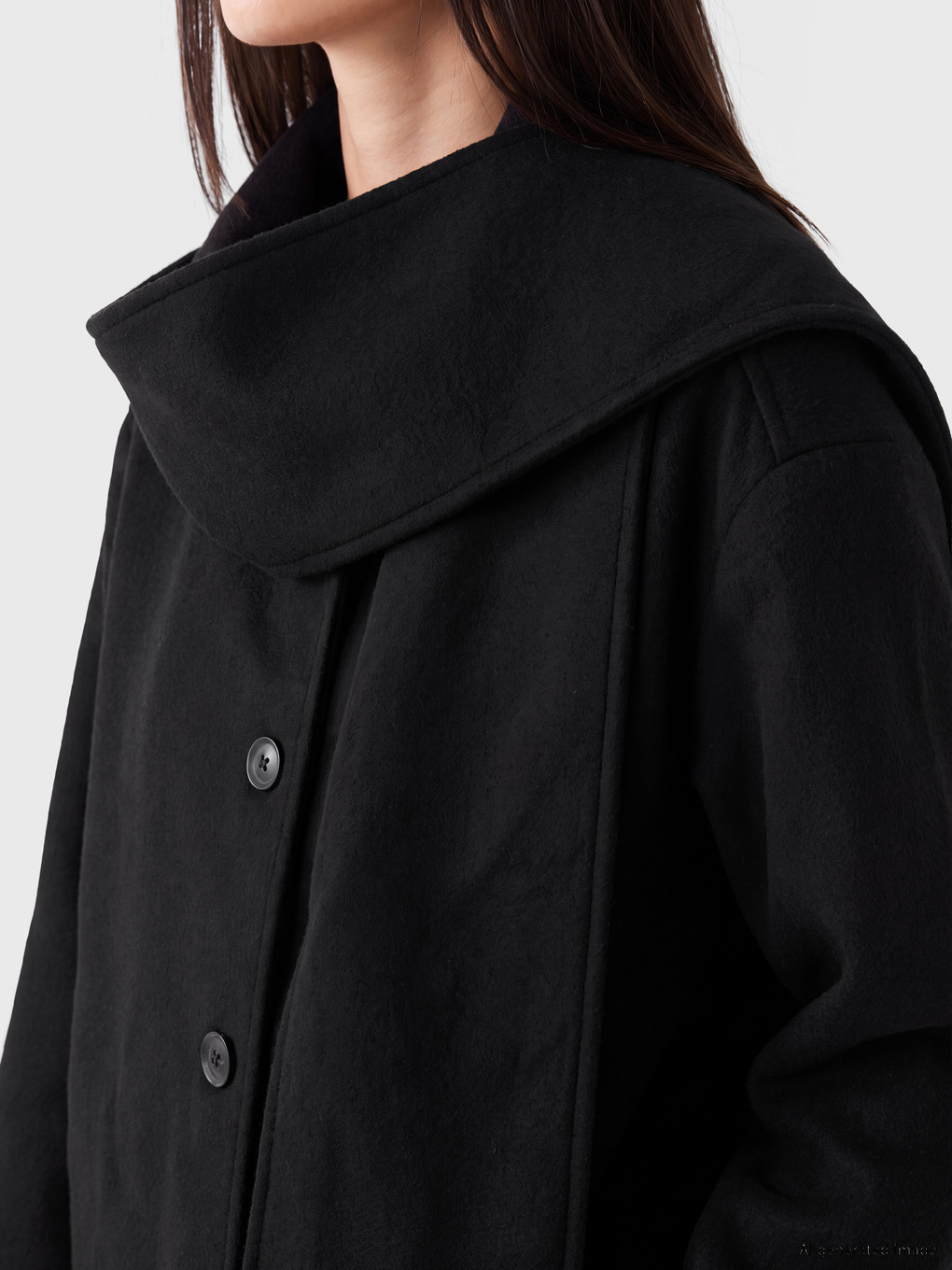 Siyah Atkılı Oversize Kadın Kaşe Kaban-2