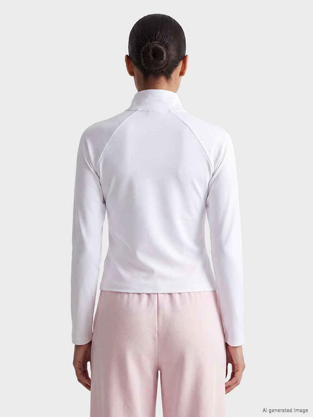 Beyaz Dik Yaka Parmak Geçmeli Kadın Fermuarlı Sweatshirt-3