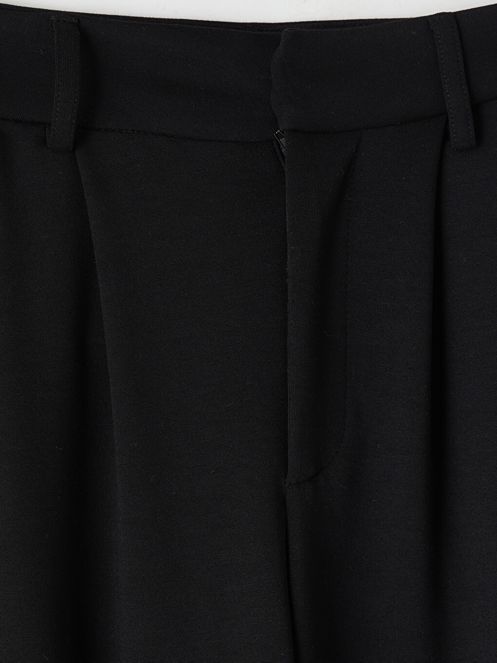 Loose Fit Soft Touch Women's Pleated Trousers-5
