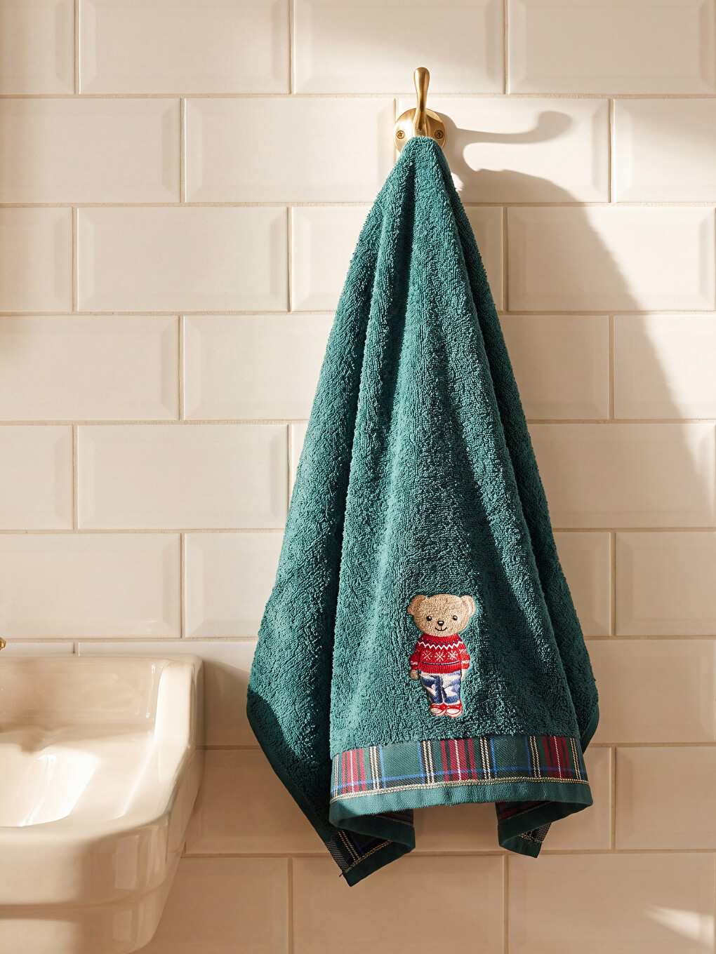 Yeşil Ayı Teddy Nakışlı Yüz Havlusu 50x80