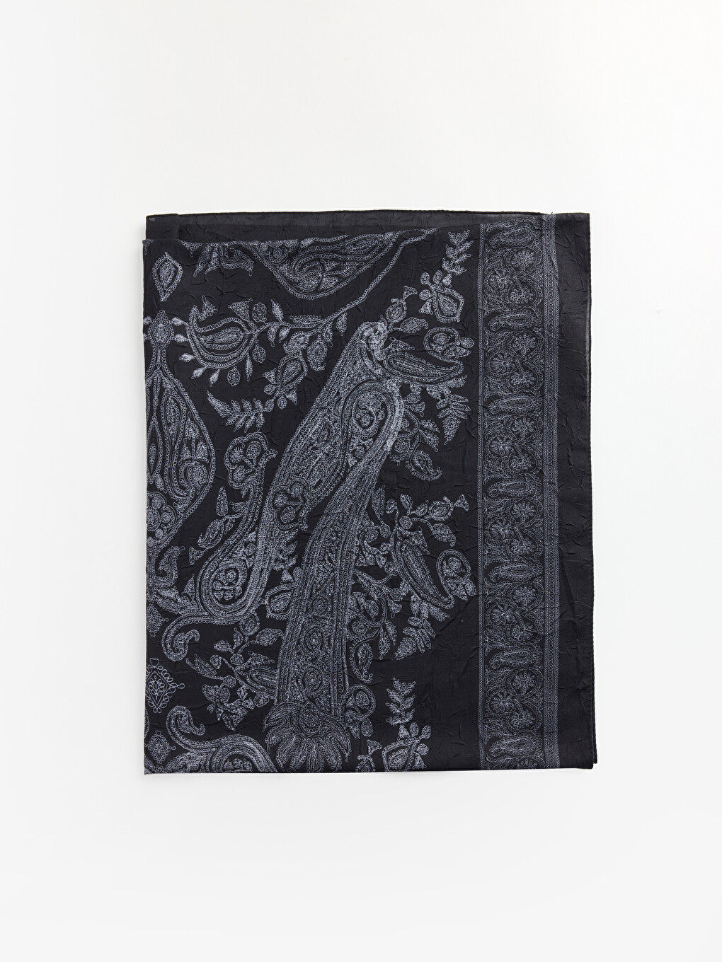 Patterned Women's Shawl