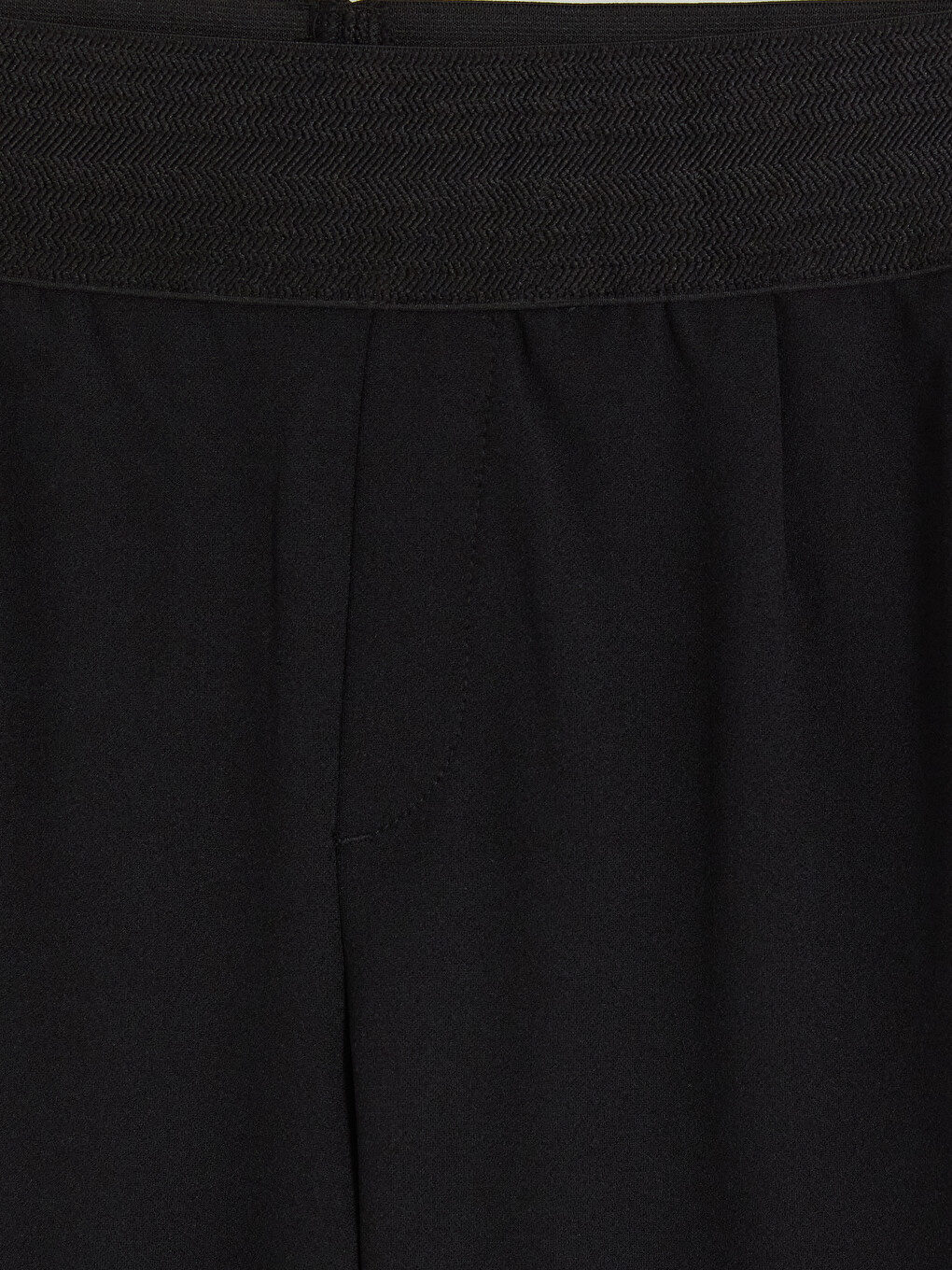 Crna Pantalone Žena-1