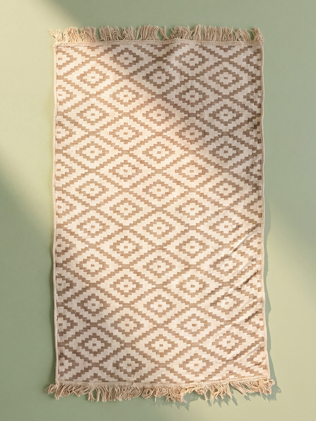 Carpetă Cu Model Baklava Cu Ciucuri 80x140 Cm